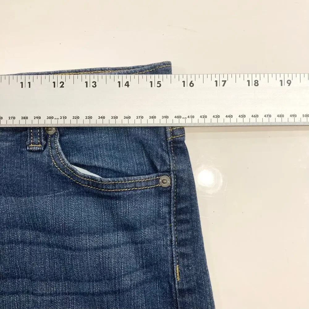 BANANA REPUBLIC Shorts Women 27/4 Blue Denim Dark-Wash Pocket Roll-Tab Chino